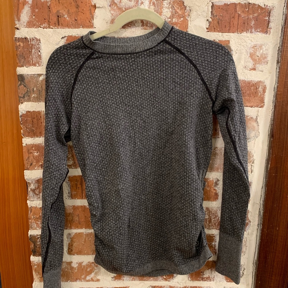 Be inspired size small athletic tight long sleeve shirt